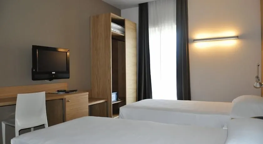 Hotel Victor Bari