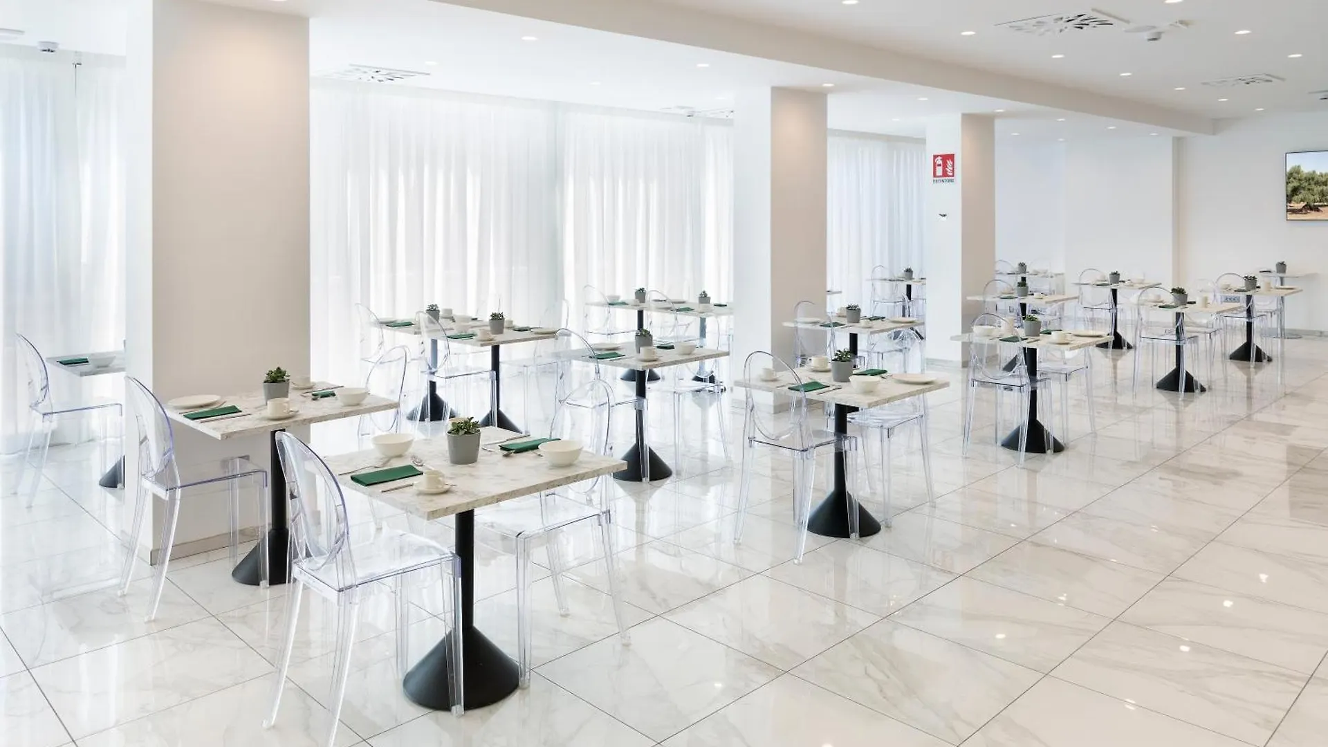 Hotel Victor Bari