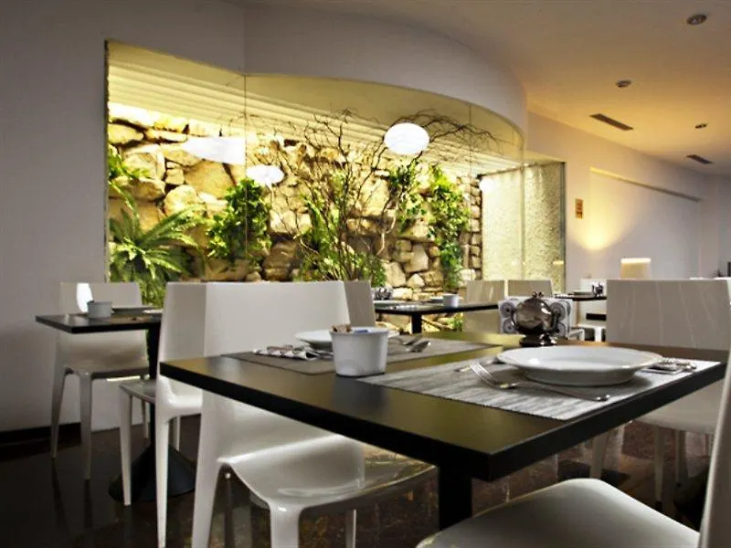 Hotel Victor 바리