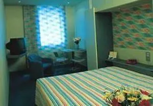 Hotel Victor 바리