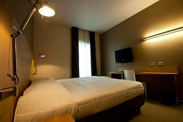 Hotel Victor 바리